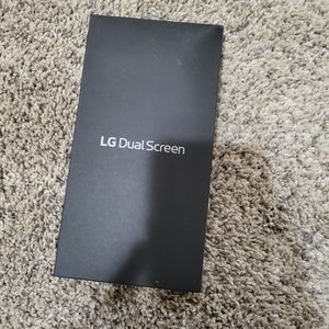 LG Dual Screen
